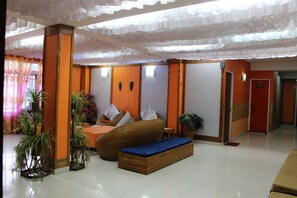Interior entrance - The Namdul Boutique (Gangtok)