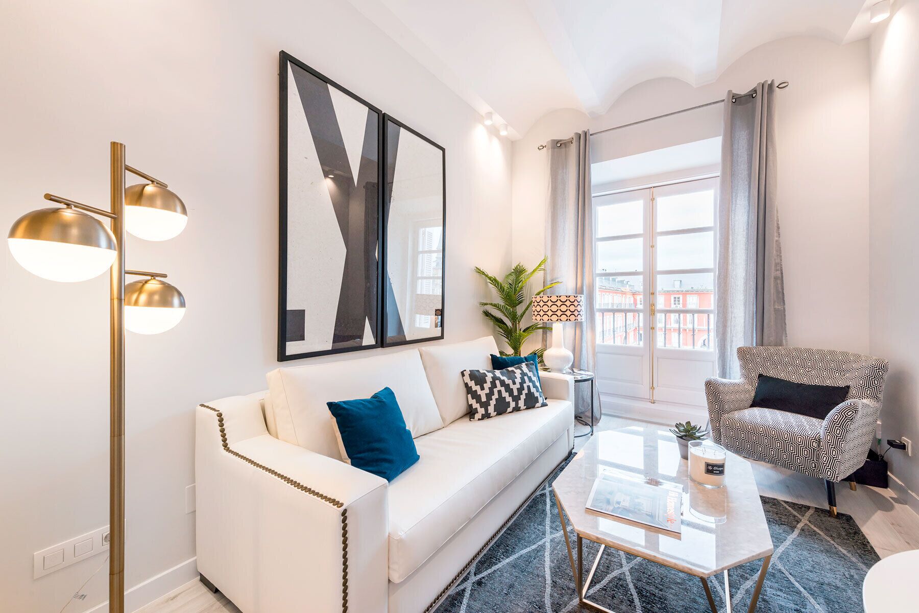 Unique Apartment in Madrid Center.Plaza Mayor III