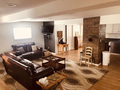 Lakefront Cottage on Long Lake with direct ITS access