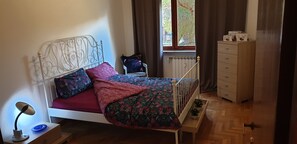 1 bedroom, iron/ironing board