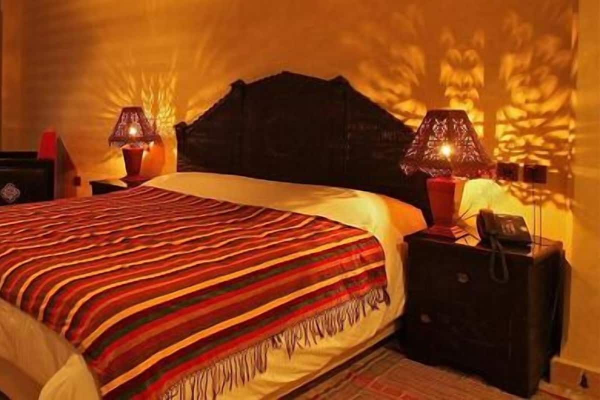 Deluxe studio suite