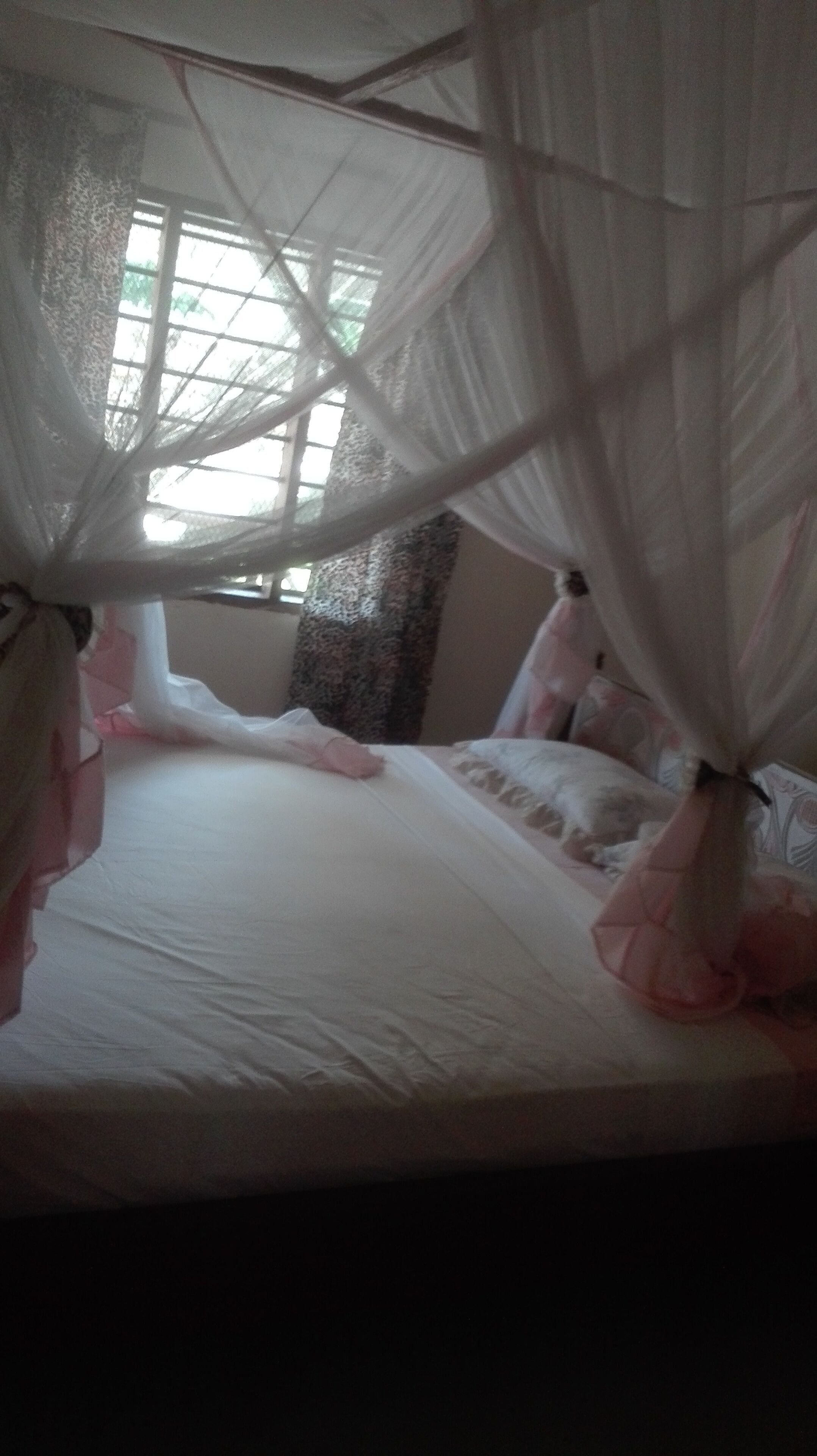 2 bedrooms, iron/ironing board