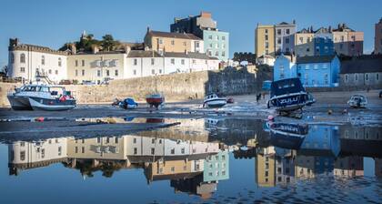 Ideal location for enjoying all of Tenby's attractions