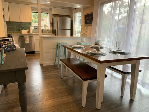 Schöne Palmetto Dunes 3 BR Villa, mit Blick auf den Golfplatz und zu Fuß zum Strand