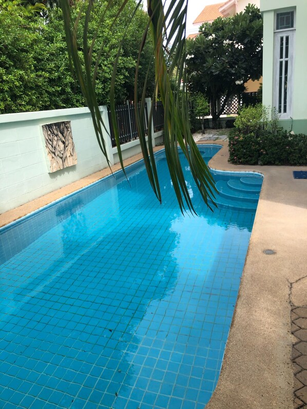 3-Bedroom Villa with Private Pool | ์ ์ฉ ์์์ฅ