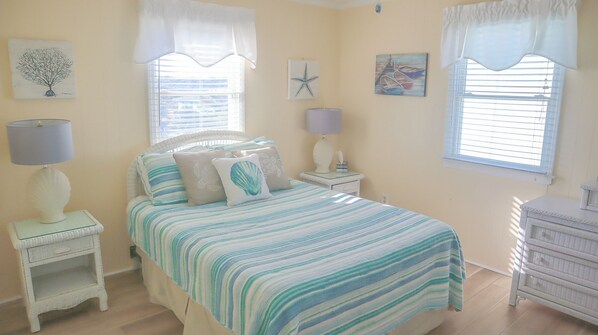 4 bedrooms, iron/ironing board, WiFi