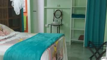 1 bedroom, individually decorated, individually furnished