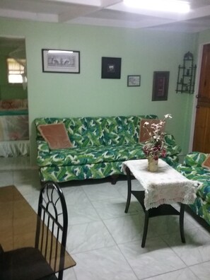 Interior - Tony & Aldona's Retreat (Soufrière)