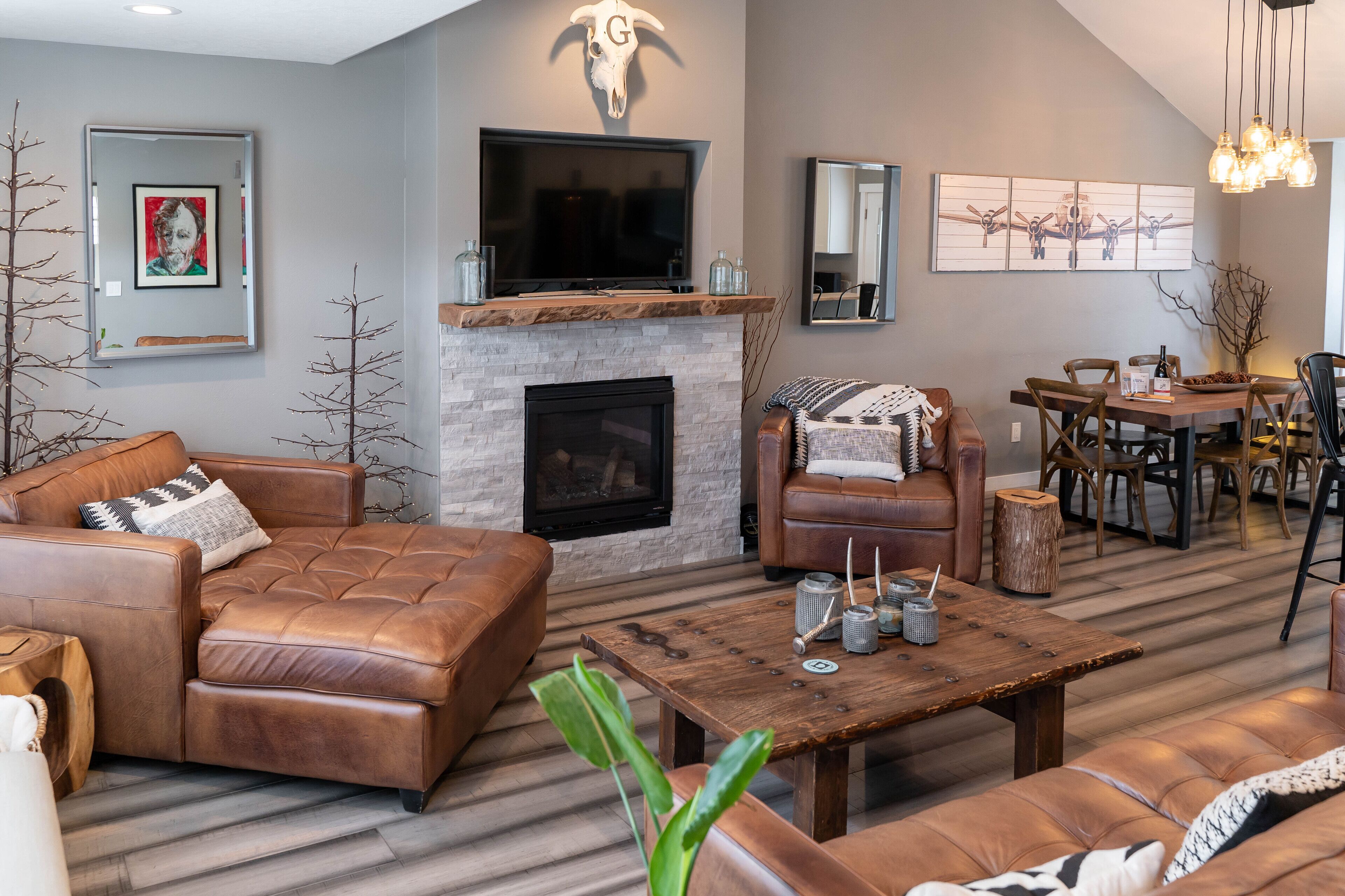 University Area Bungalow - The Moxie Harris House