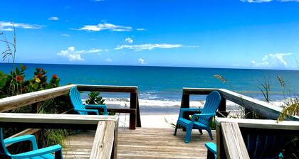 Sea Owl Suite 3, Oceanfront-tyyli ja seesteisyys Melbourne Beachillä!