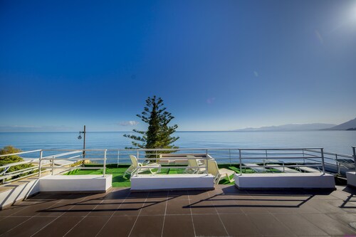 Villa Francesca Sicily 23, Apartment in Villa on the sea