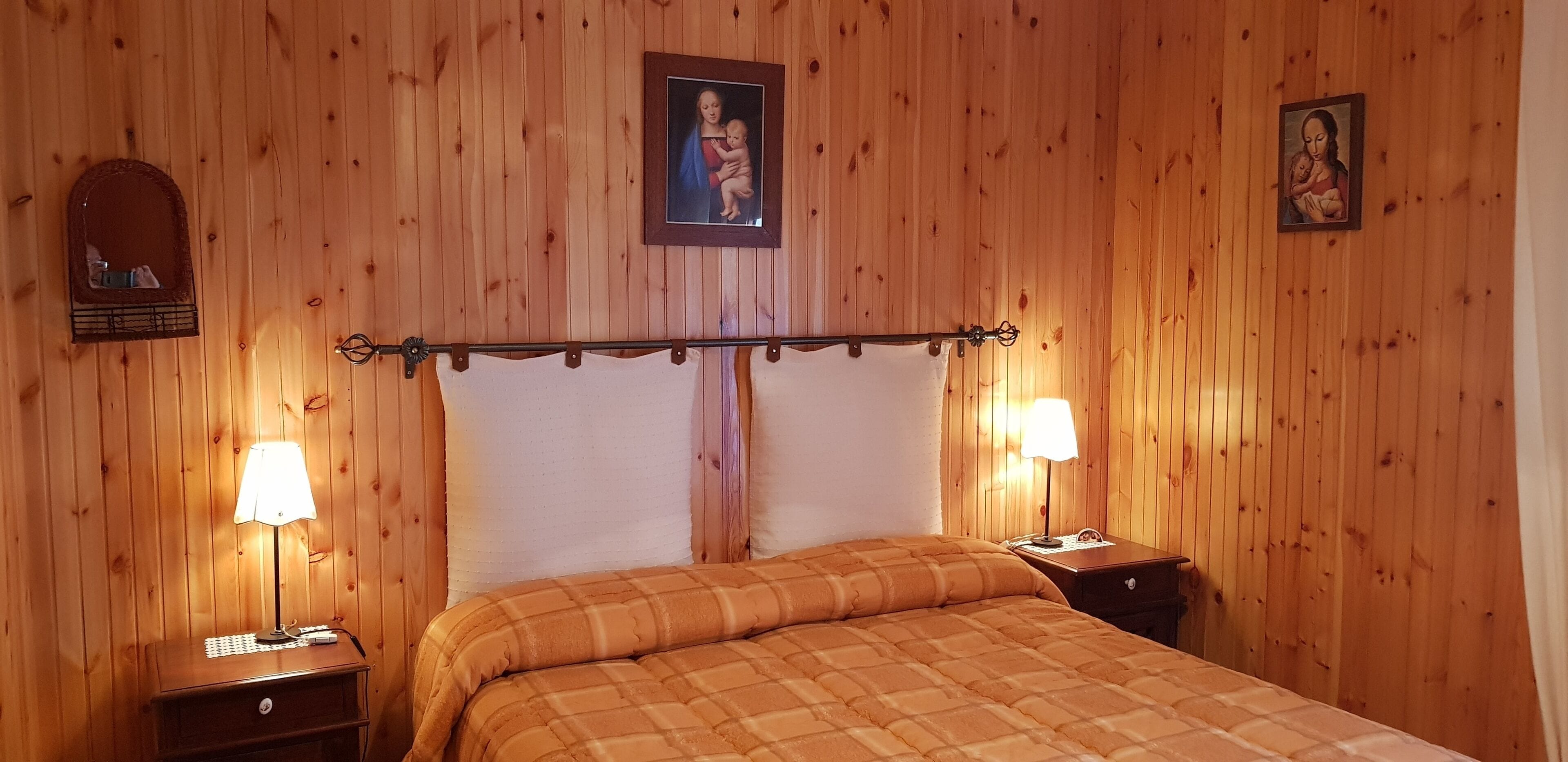 Charm and relaxation in Rivisondoli