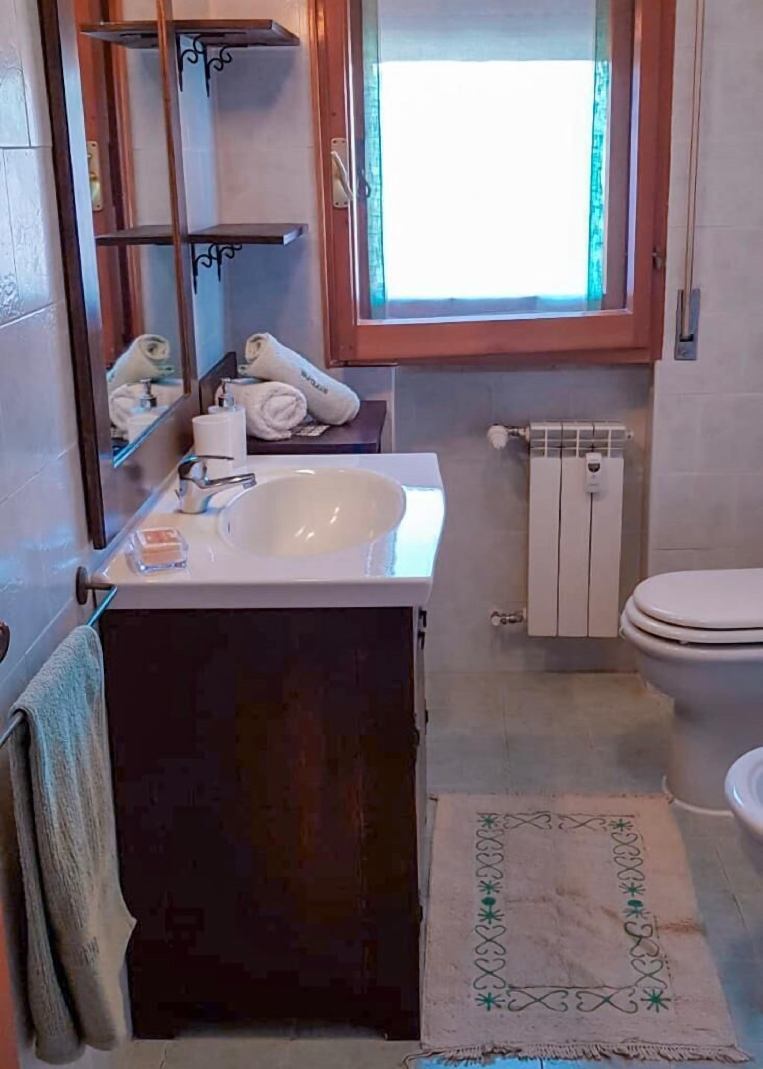 Charm and relaxation in Rivisondoli