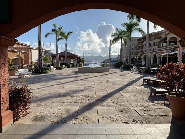 Property grounds - Luxurious Porto Cupecoy (Lowlands)