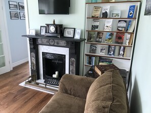 Flat-screen TV, Netflix, streaming services - Mallamoore House (Heart's Content)