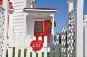 Exterior - Mallamoore House (Heart's Content)