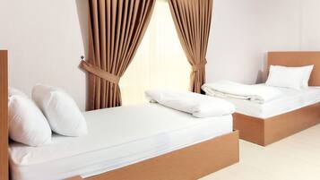 Minibar, desk, laptop workspace, blackout curtains