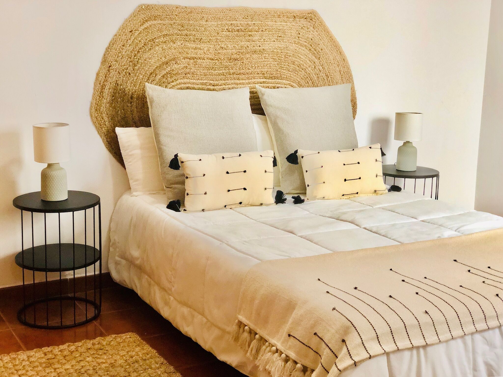 2 bedrooms, laptop workspace, soundproofing, iron/ironing board