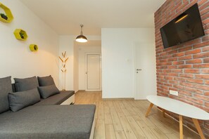 Apartment, 1 Bedroom | Living area