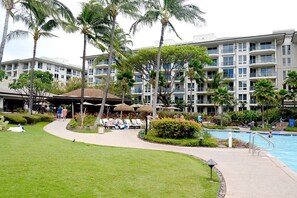 Outdoor pool - Westin Kaanapali Ocean Resort -Beautiful Resort On The Beach! Family Friendly! (Lahaina)
