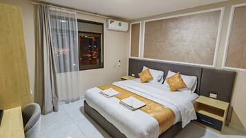 Chambre Double Deluxe, 1 chambre, vue vallée | Espace de travail pour ordinateur portable, chambres insonorisées