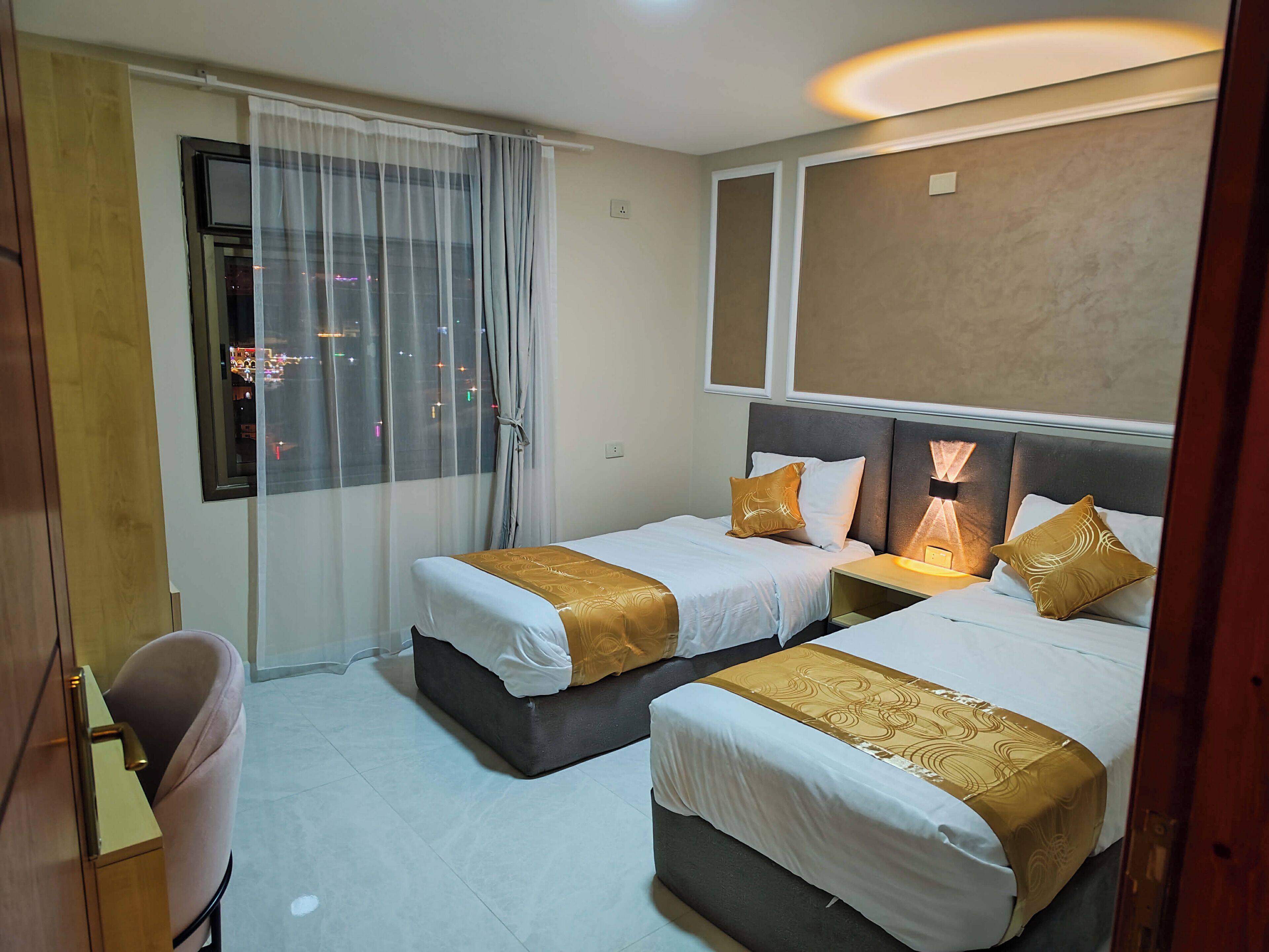 Habitació amb dos llits individuals Deluxe, 1 dormitori, vistes a la vall | Espai de treball apte per a portàtils i habitacions insonoritzades 