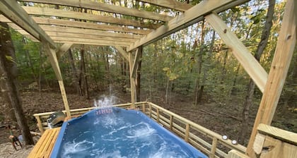 Shaded Log Cabin Swim Spa 2 miles Lake Entrance & winery