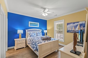 5 bedrooms, iron/ironing board, WiFi, bed sheets