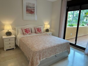 3 bedrooms, in-room safe, iron/ironing board, travel crib
