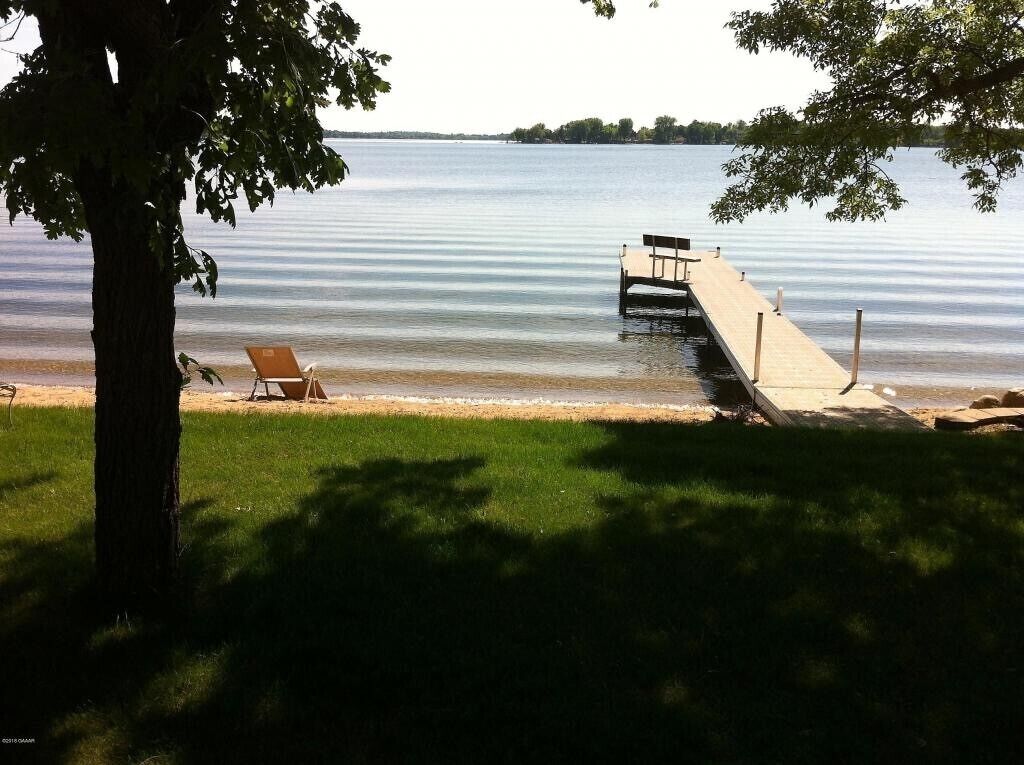 A beautiful  home on Little Darling Lake.