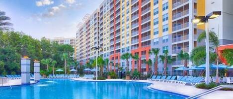 Outdoor pool, a heated pool