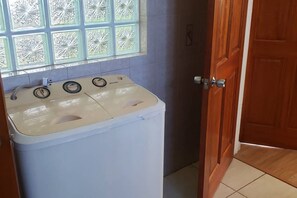 Interior - Unit 5/6 · Unit 5/6 Private Apartment - Roseau (Roseau)