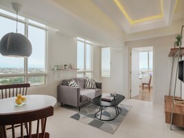 42-inch Smart TV with cable channels, TV