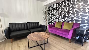 Smart-TV, Kamin, Netflix, Streaming-Dienste