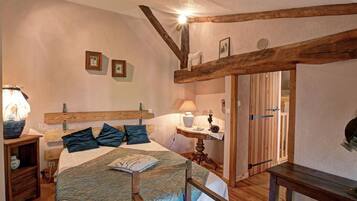 2 bedrooms, free WiFi