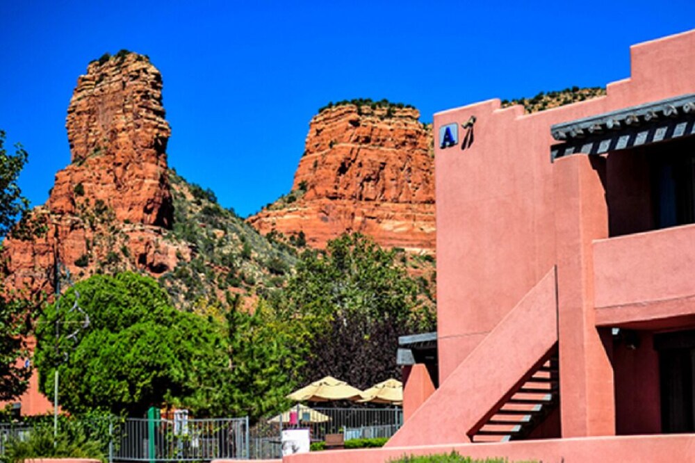 Sedona Resort Retreat-2 Outdoor Heated Pools