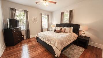 5 chambres, fer et planche à repasser, Wi-Fi gratuit, draps fournis