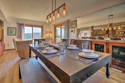 Hot Tub & Moat Mtn Views: North Conway Townhouse