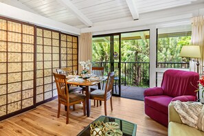 Interior - Tropical Lanai getaway with breezy island feel (Maui)