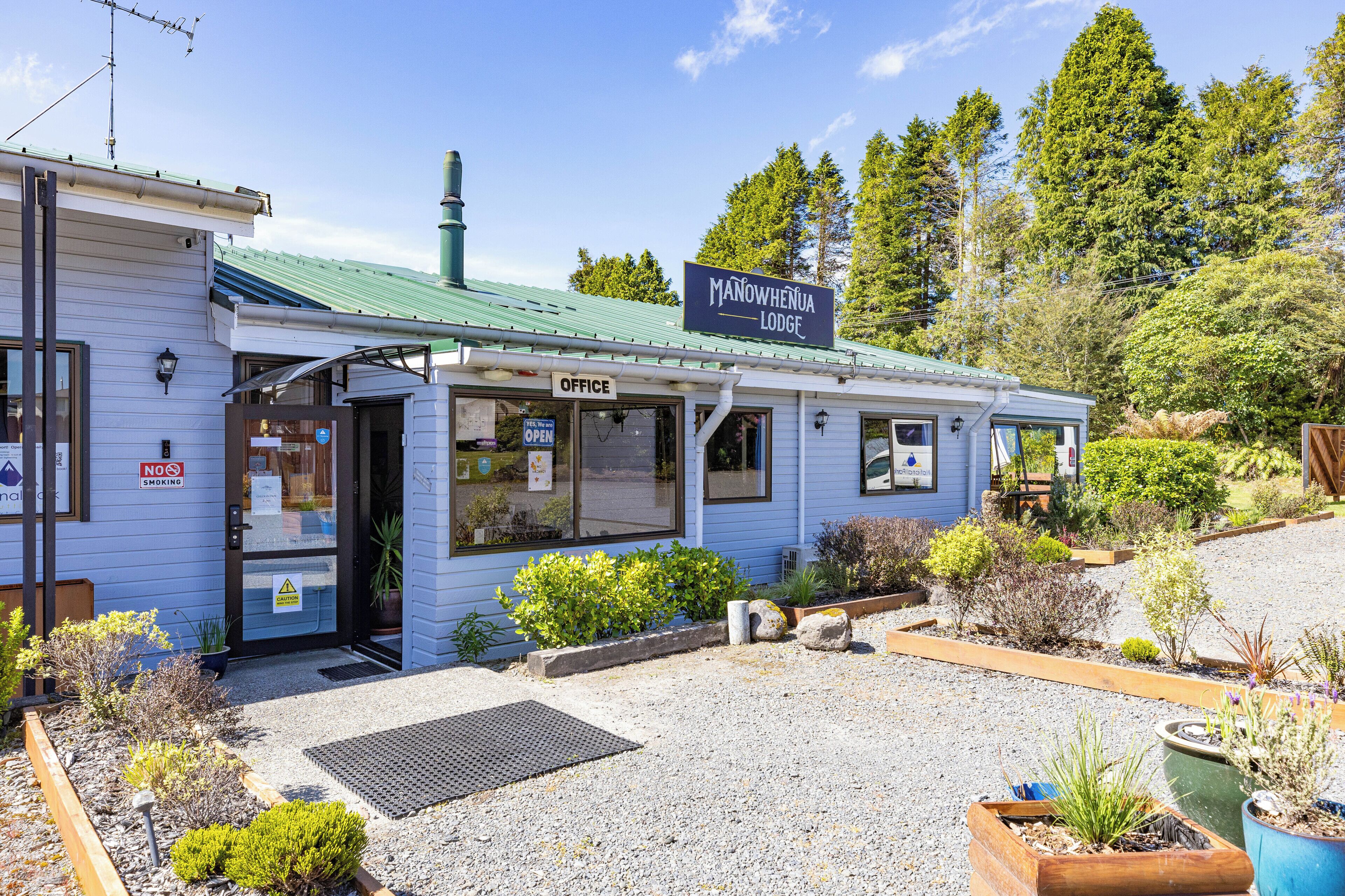 Πρόσοψη καταλύματος