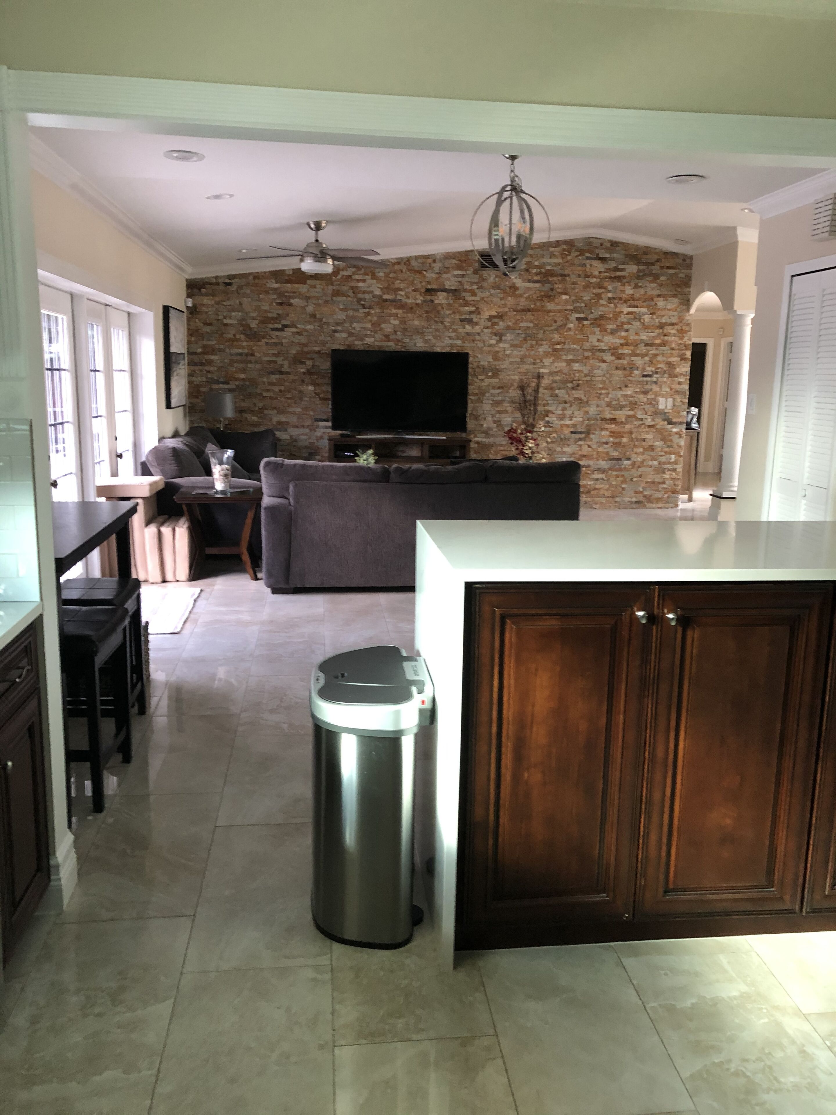 Charming private pool home 3br/ 2 bath