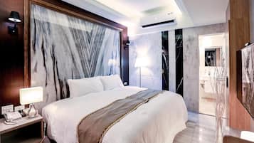 Dobbeltrom – city | Skrivebord, blendingsgardiner, wi-fi (inkludert) og sengetøy