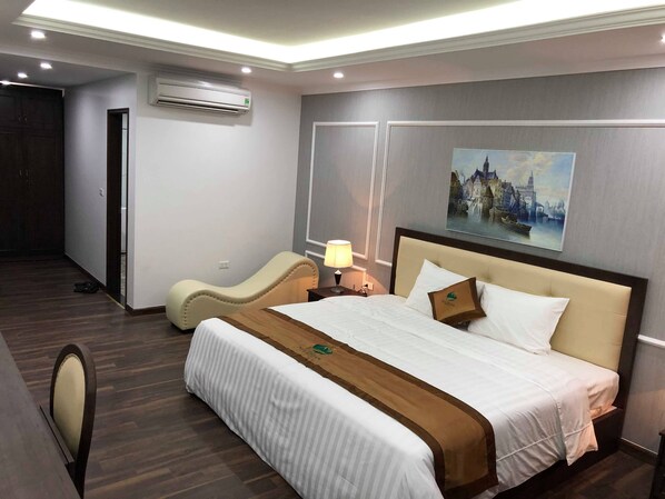 VIP Room | Minibar, free WiFi - Nice Dream Hotel (Vinh Yen)