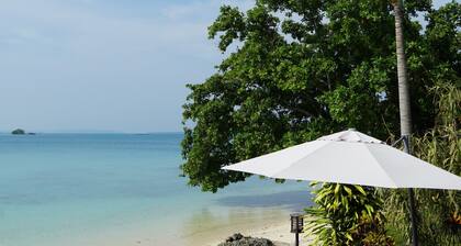 Santo Sunset Luxury Beach Bungalow sur la baie de Surunda