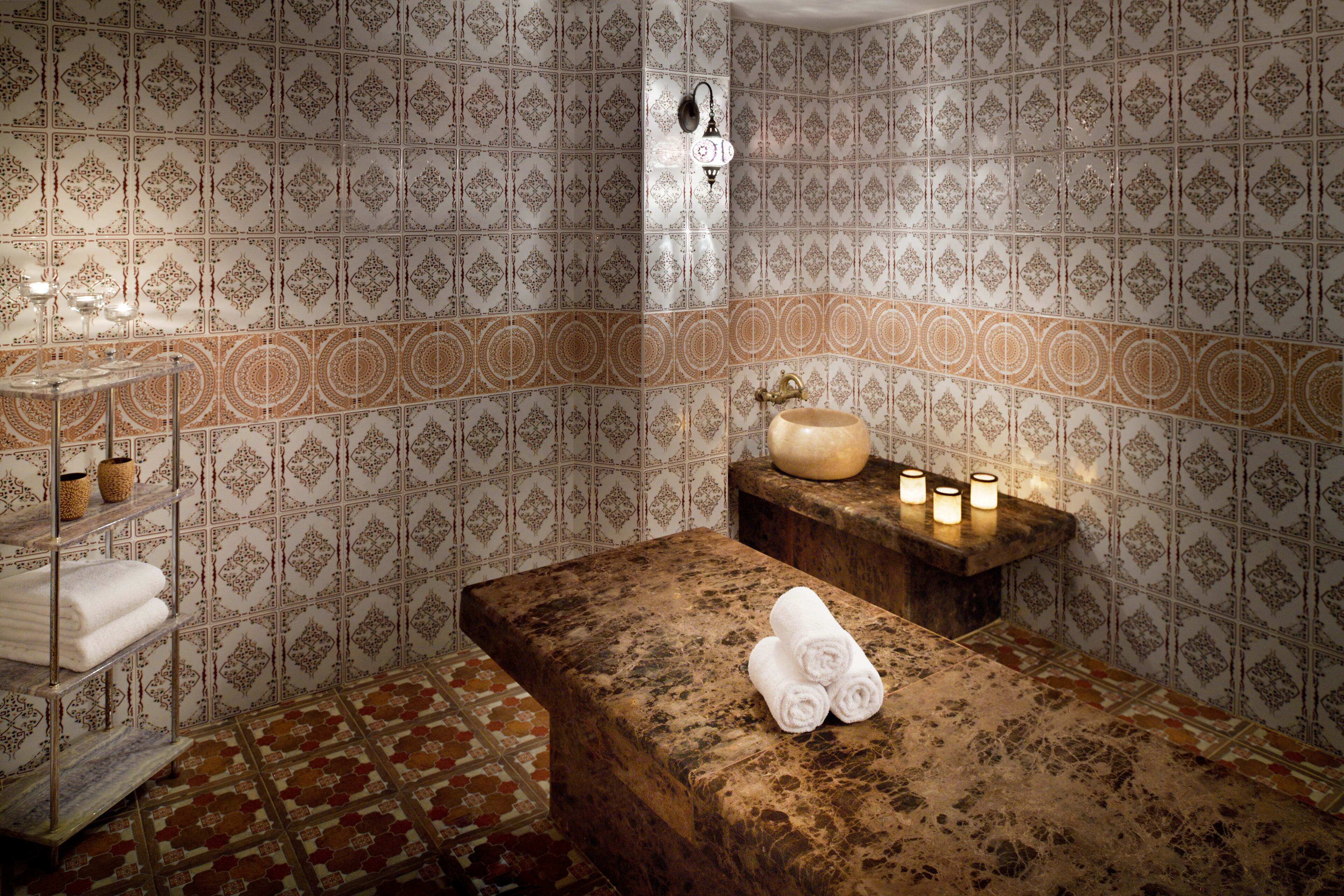 Outdoor treatment areas, sauna, steam room, Turkish bath