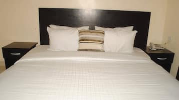 Habitación clásica | Escritorio, wifi gratis, ropa de cama