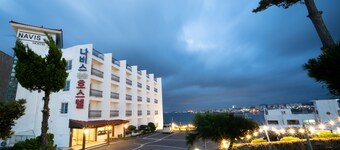 Hotel Navis