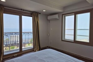 Ropa de cama de alta calidad y cortinas blackout 