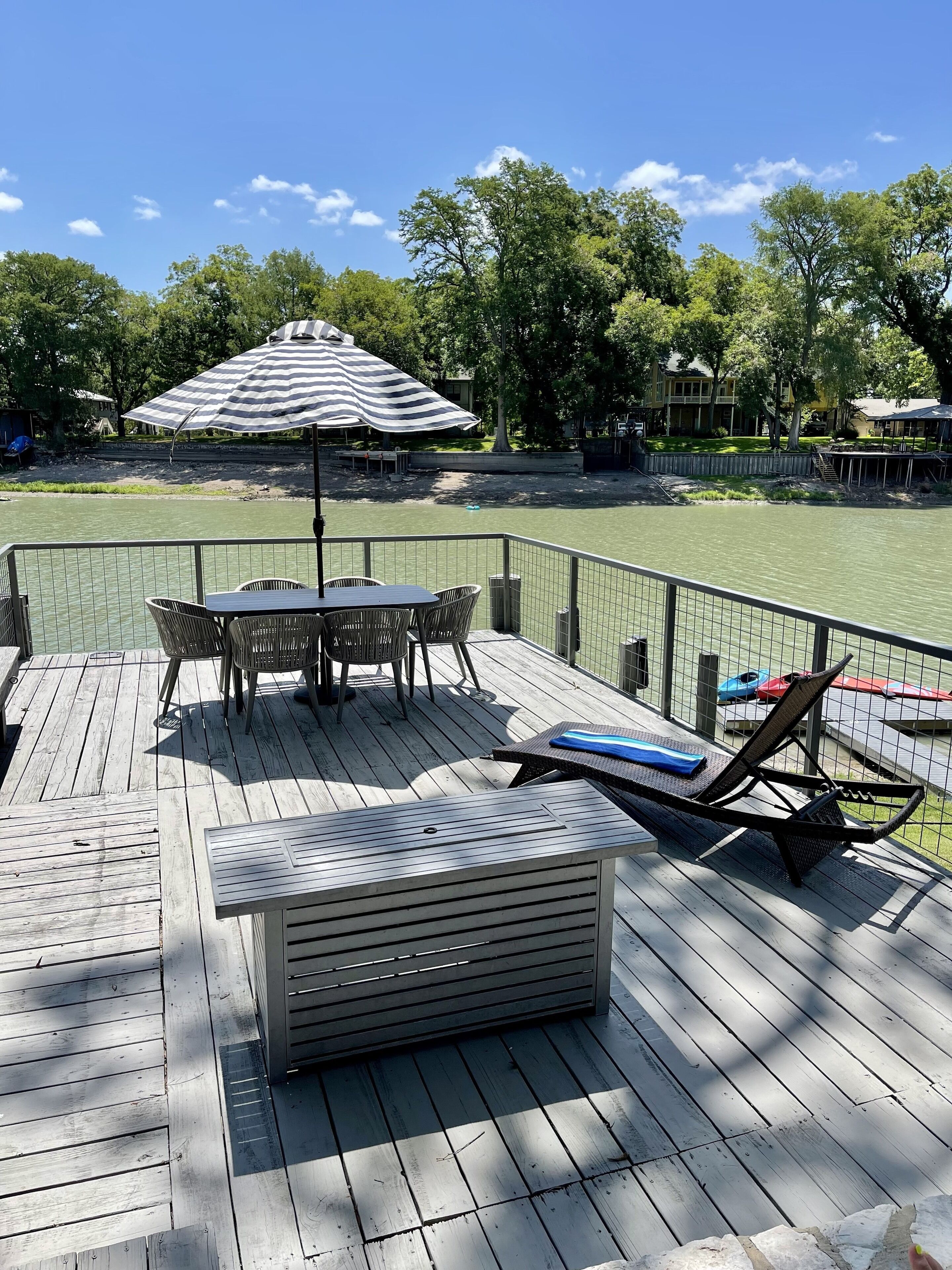 Bungalow on the Guadalupe River - Seguin, TX