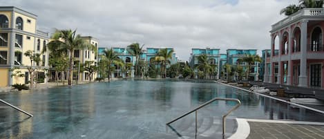 Outdoor pool, sun loungers